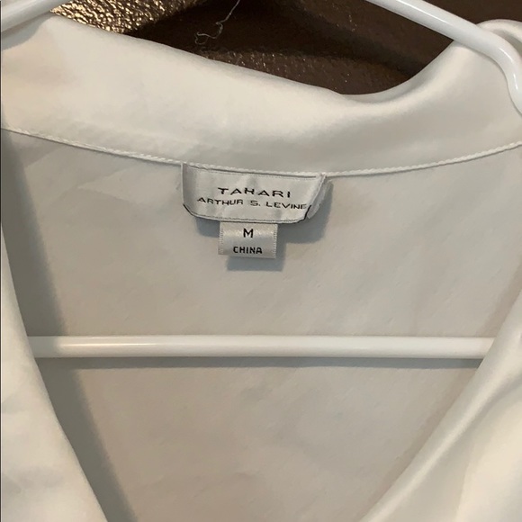 Top - Picture 2 of 4